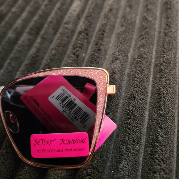 Betsey Johnson Women's Soul Shine Cateye Sunglasses - Picture 7 of 7